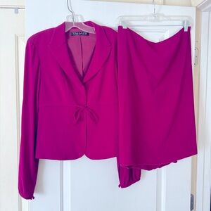 BOGO 2pc Tahari ‘Oprah’ Fuchsia Blazer and Skirt Ensemble